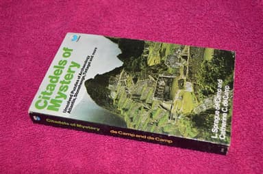 Cover of 'CITADELS OF MYSTERY. UNSOLVED PUZZLES OF ARCHAEOLOGY, ATLANTIS, STONEHENGE, TINAGEL AND MORE'