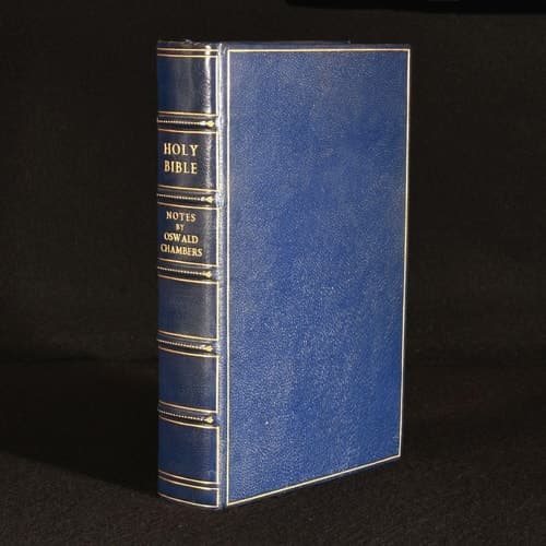 Cover of The Oswald Chambers daily devotional Bible